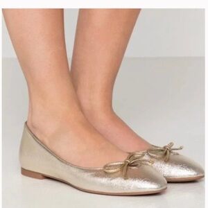 Stuart Weitzman Gabby Flats Gold Platino Ballet Leather Bows Classic  7.5